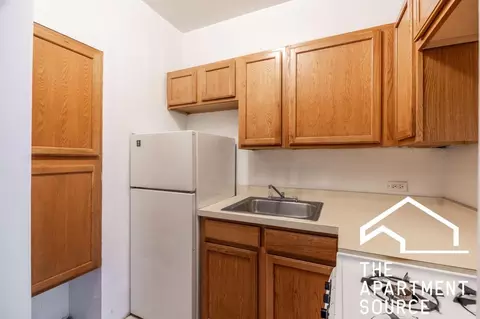 1164 N Dearborn St #209, Chicago, IL 60610