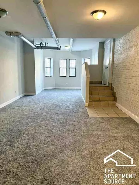 2211 E 69th St #G, Chicago, IL 60649
