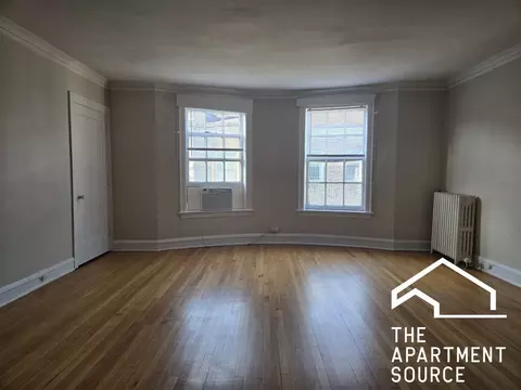 907 Elmwood Ave #D3, Evanston, IL 60202