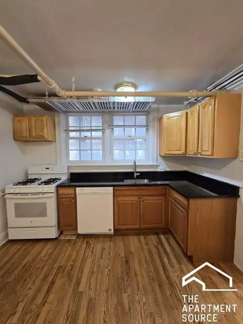 1454 Oak Ave #G, Evanston, IL 60201