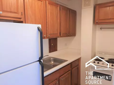 4180 N Marine Dr #612, Chicago, IL 60613