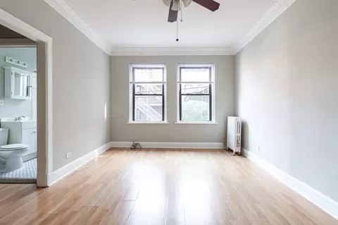 3831 N Fremont St #212, Chicago, IL 60613
