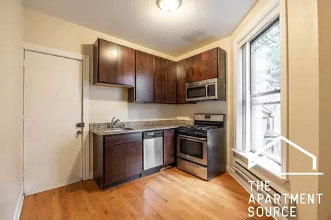 1220 N Dearborn St #A2, Chicago, IL 60610