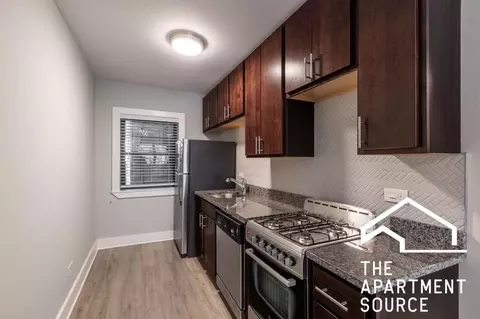 1435 N Dearborn St #B3, Chicago, IL 60610