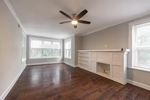 6300 N Oakley Ave #2, Chicago, IL 60659