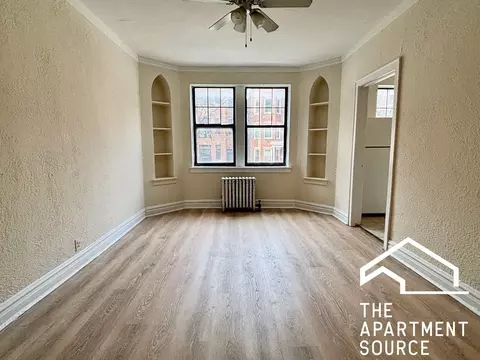 4829 N Damen Ave #201, Chicago, IL 60625