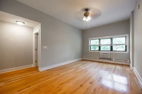 1435 N Dearborn St #A4, Chicago, IL 60610