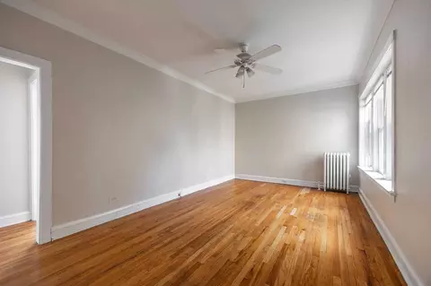 4045 N Mozart St #1E, Chicago, IL 60618