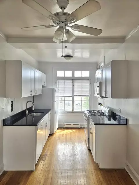 911 Elmwood Ave #N3, Evanston, IL 60202