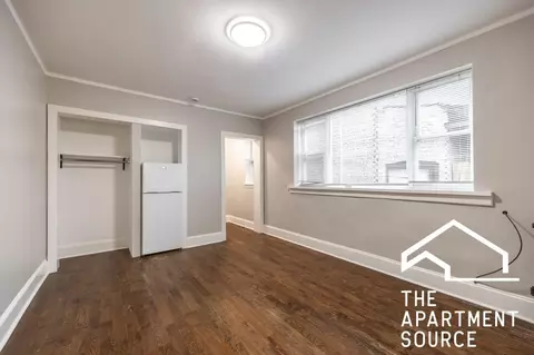 6912 N Ashland Blvd #403, Chicago, IL 60626