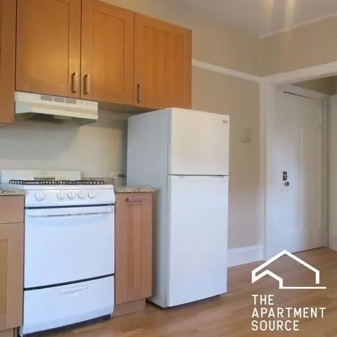 1120 Ontario St #201, Oak Park, IL 60302