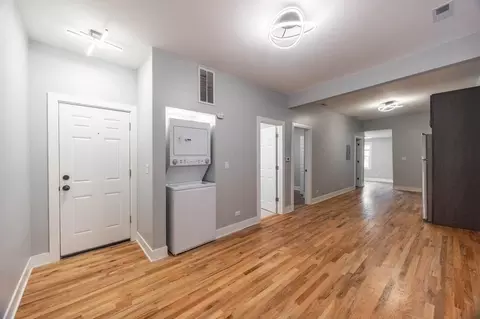 1742 N California Ave #2R, Chicago, IL 60647