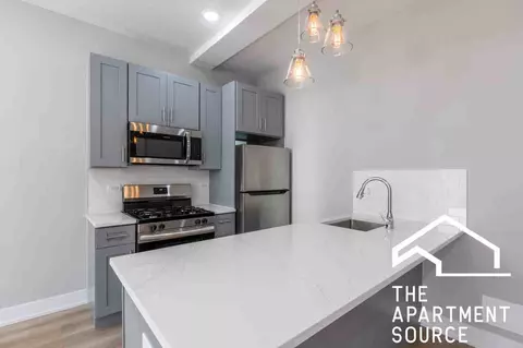 428 W Belden Ave #13, Chicago, IL 60614