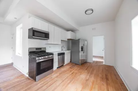 3107 N Harding Ave #2N, Chicago, IL 60618