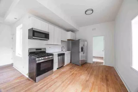3107 N Harding Ave #2N, Chicago, IL 60618