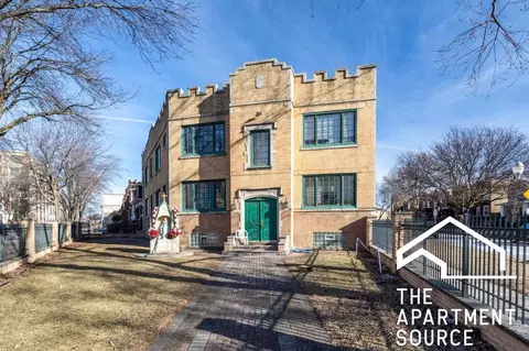 3107 N Harding Ave #1E, Chicago, IL 60618