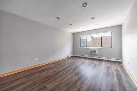 607 W Wrightwood Ave #313, Chicago, IL 60614