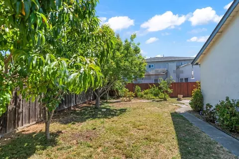 7525 Hazelnut Dr, Newark, CA 94560 photo 33