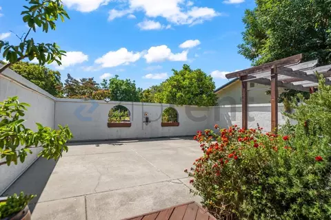 7525 Hazelnut Dr, Newark, CA 94560 photo 3
