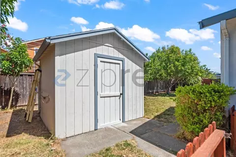 7525 Hazelnut Dr, Newark, CA 94560 photo 32