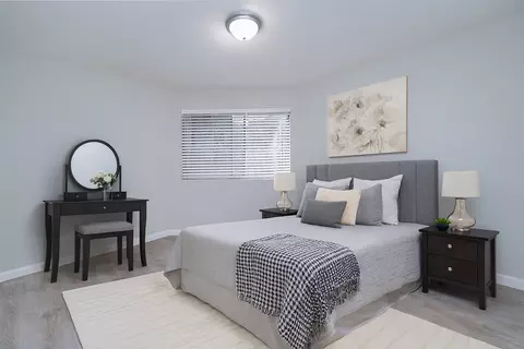 920 Fletcher Ln #203, Hayward, CA 94544