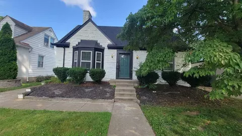 4305 Briarwood Rd, Louisville, KY 40207