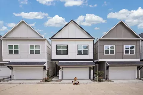 208 Clark Meadows Ln, Houston, TX 77076