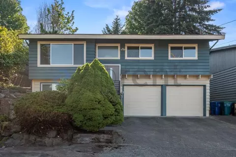 2915 Harris Pl S, Seattle, WA 98144
