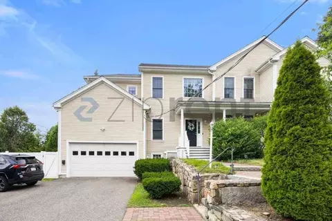209 State St, Framingham, MA 01702