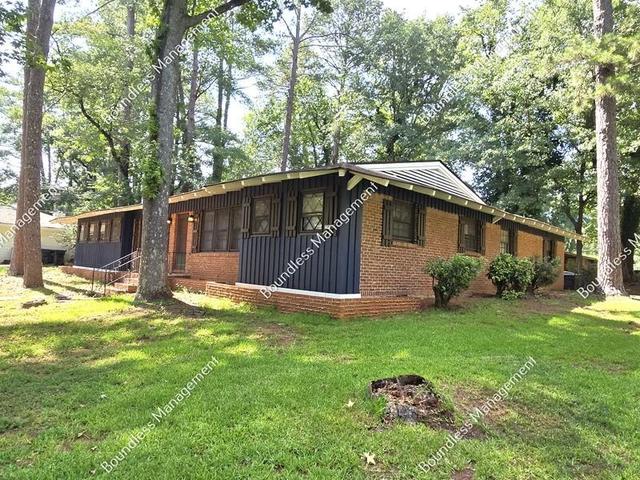 2795 Arlington Rd, East Point, GA 30344