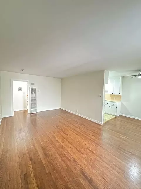 1015 E Appleton St, Long Beach, CA 90802 photo 3