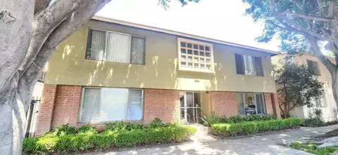 1015 E Appleton St, Long Beach, CA 90802