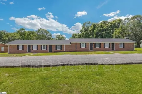 103 Looneybrook Dr # A, Fountain Inn, SC 29644
