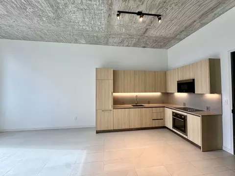 160 NW 27th St #A19, Miami, FL 33127