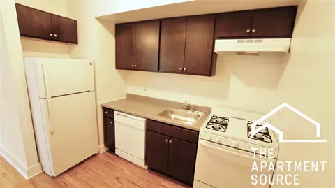 1532 N Kedzie Ave #2F, Chicago, IL 60651