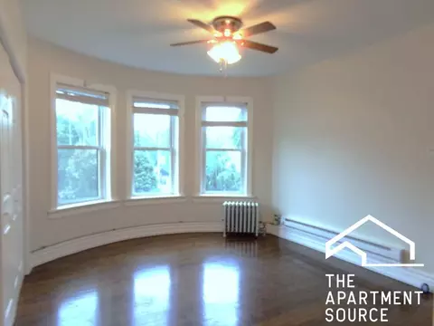 2131 W Giddings St #3C, Chicago, IL 60625