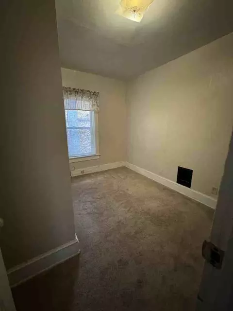 154 Chestnut St #FL 2, Oneonta, NY 13820