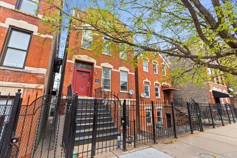 1324 W 19th St #G, Chicago, IL 60608