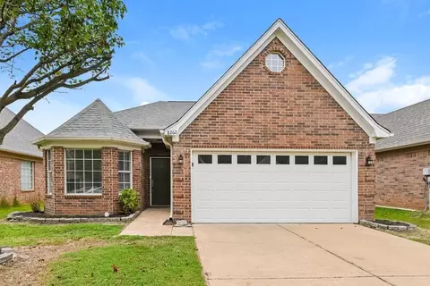 8262 Regal Bend Dr, Olive Branch, MS 38654