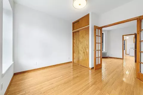 63 E 7th St #22, New York, NY 10003
