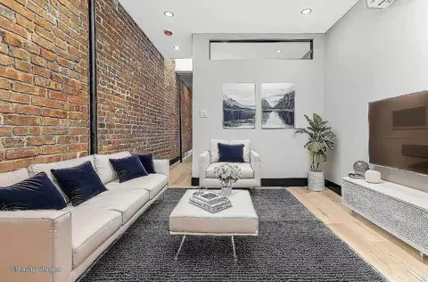 410 E 13th St #5B, New York, NY 10009