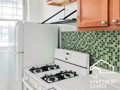 3817 N Lawndale Ave #3E, Chicago, IL 60618