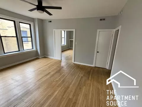 1024 E Hyde Park Blvd #3S, Chicago, IL 60615