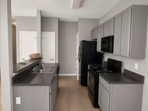 4956 Wexford Trl, College Park, GA 30349