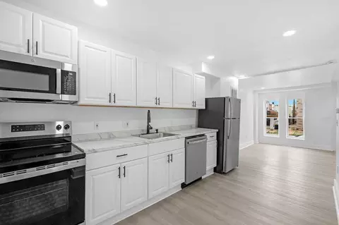 2213 E Madison St, Baltimore, MD 21205