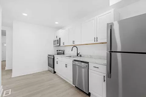 2213 E Madison St, Baltimore, MD 21205 photo 9
