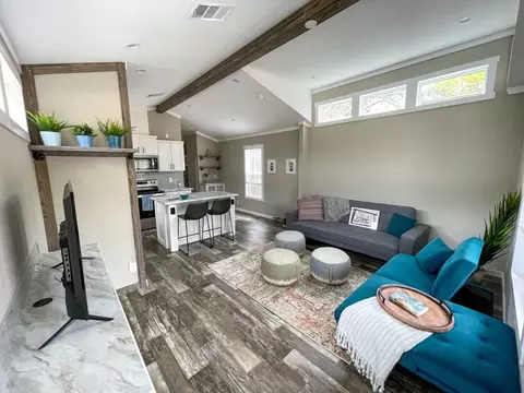 10212 Menchaca Rd, Austin, TX 78748