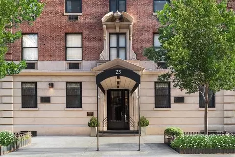23 E 10th St #4F, New York, NY 10003