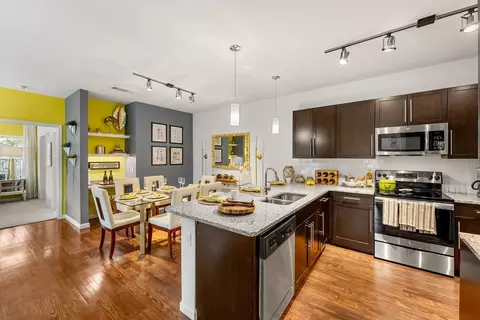 2401 S Lakeline Blvd, Cedar Park, TX 78613