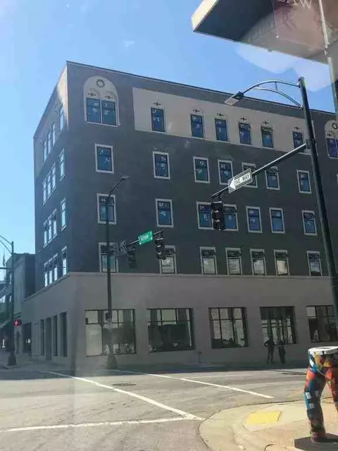 127 N Greene St #401, Greensboro, NC 27401